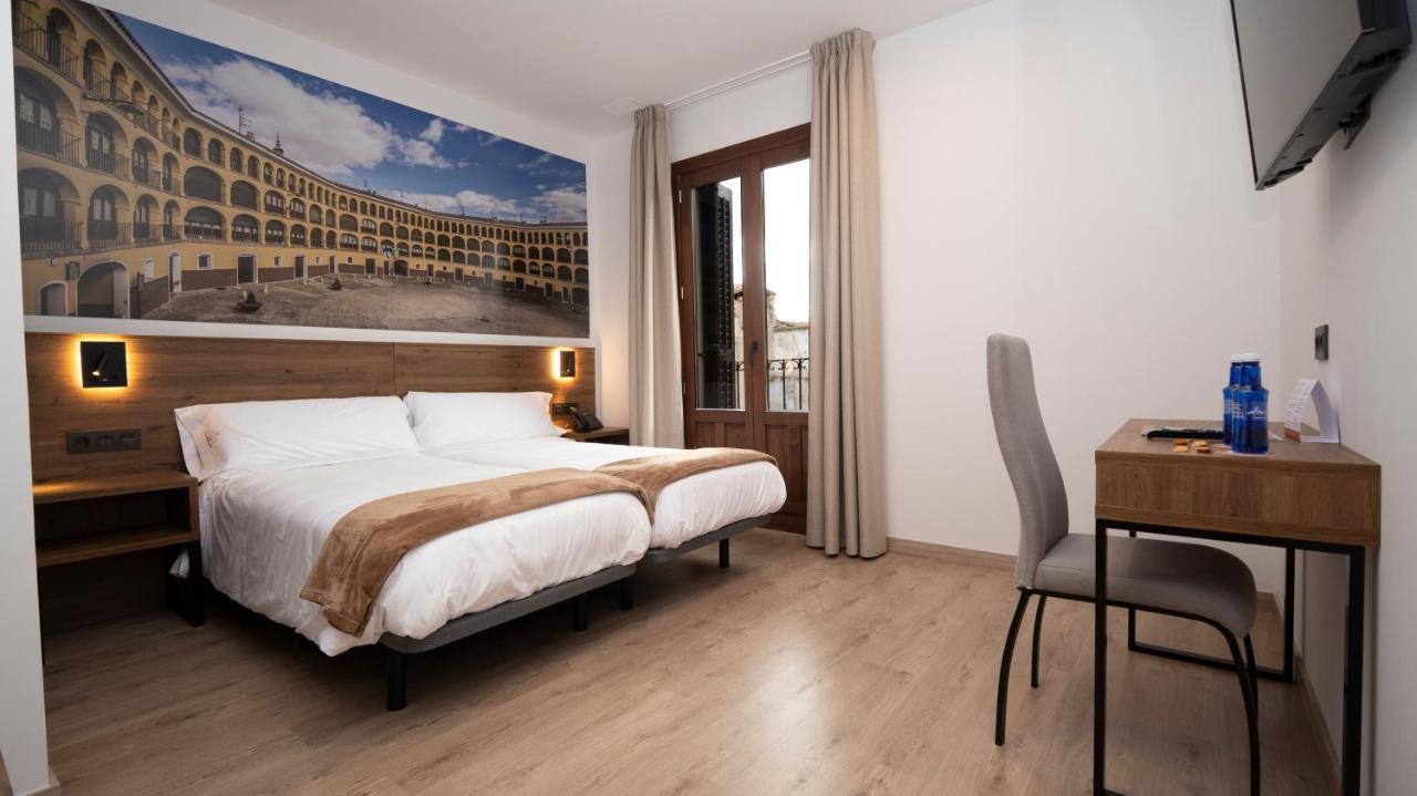 Encanto Tarazona Exterior photo
